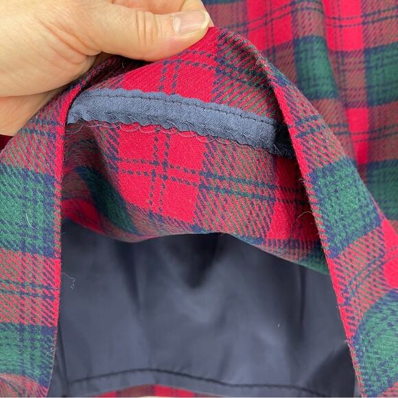 Pendleton Sz 12 Petite Wool Red Green Black Lined Skirt Pleated Pockets Tartan - Picture 12 of 16
